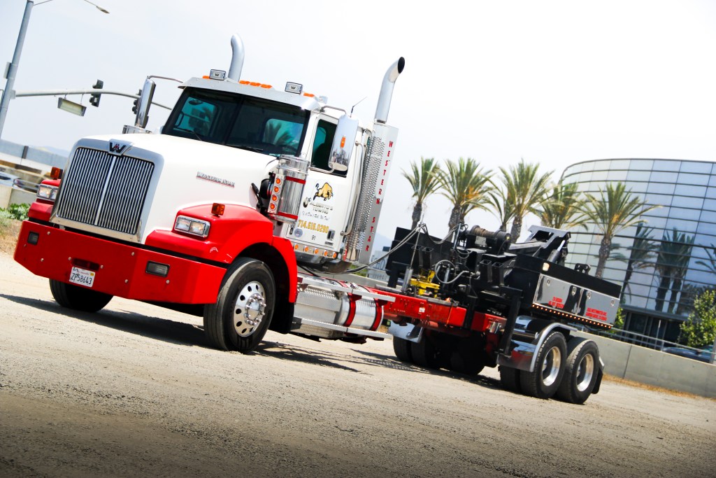 Alberto's Towing Commercial Fleet In OC, IE & LA